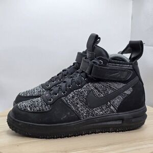 Womens size 7.5 - Nike Lunar‎ Force 1 Flyknit Black White Oreo Shoes 860558-001